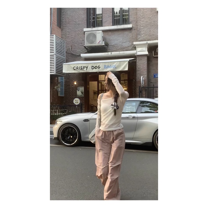 Giày Thể Thao Thời Trang Năng Động Cá Tính✨Áo Thun Tay Dài Mỏng Một Vai Ôm Dáng Phong Cách Pháp Thời Trang Mùa Hè 2023 Hàng Mới Dành Cho Bạn Nữ