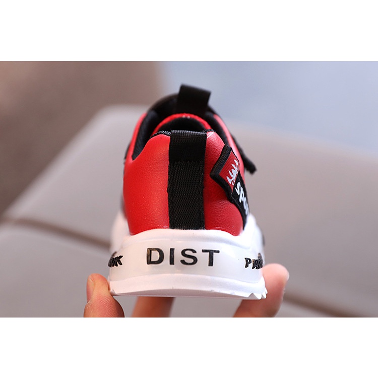 CUTE Giày trẻ em mới phiên bản hàn quốc giày chạy bộ da giày thể thao nam