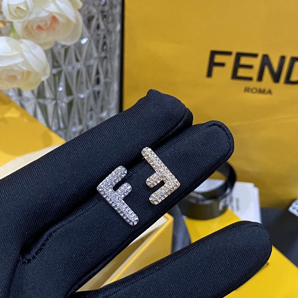 Fendi Khuyên Tai Tròn Khắc Chữ Bằng Thép Titan Thời Trang Cho Nữ