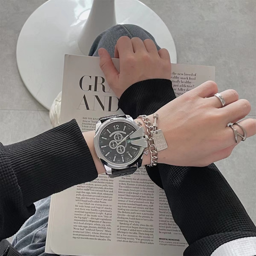 Đồng Hồ Đeo Tay Mặt Tròn Dây Da PU Kiểu Hip-Hop Hàn Quốc Cá Tính Cho Nam