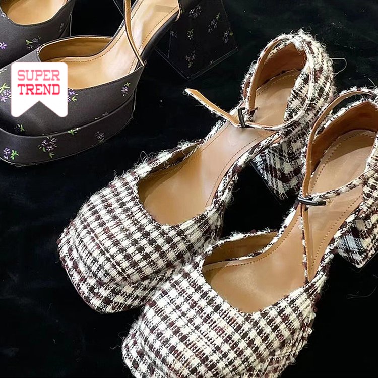 Giày Cao Gót Mũi Tròn Phối Khóa Cài Thời Trang