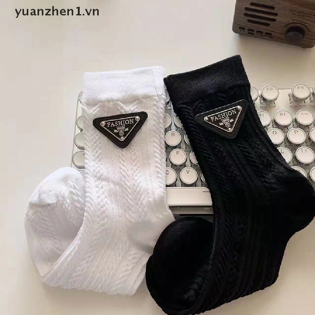 1 Đôi Tất Giữ Ấm Thêu Chữ Thời Trang