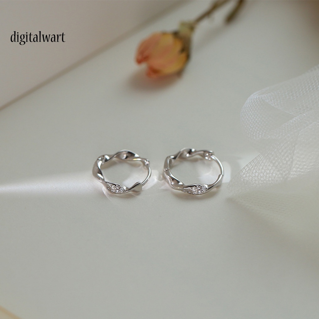 Kỹ Thuật Số| 1 Bông Tai Tròn Đính Đá Zircon Lấp Lánh Dễ Phối Đồ Thời Trang Cho Nữ