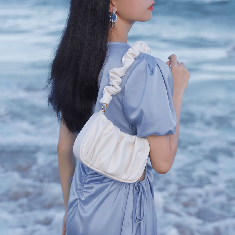 Túi Xách Đeo Dưới Cánh Tay / Đeo Một Bên Vai Cỡ Nhỏ Hình Đám Mây Xếp Ly Màu Trắng Đính Ngọc