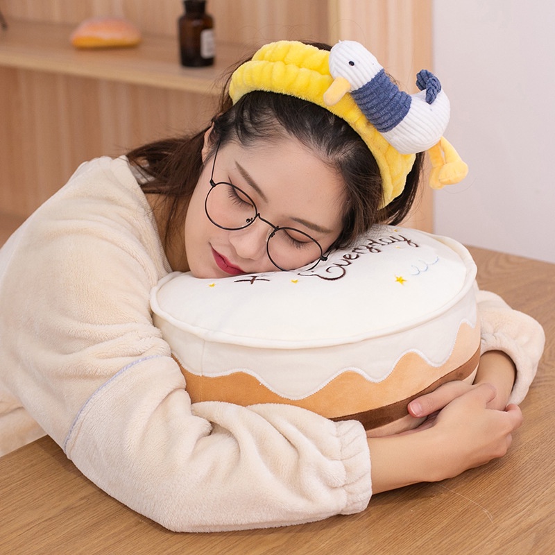 Gối Nhồi Bông Hình Bánh Kem Giả Thiết Kế Sáng Tạo