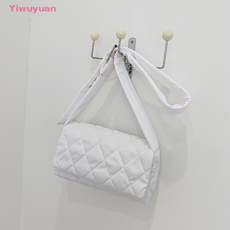 Túi Đeo Chéo Vai Bằng Vải Nylon Bóng Sức Chứa Lớn Mùa Đông Cho Nữ