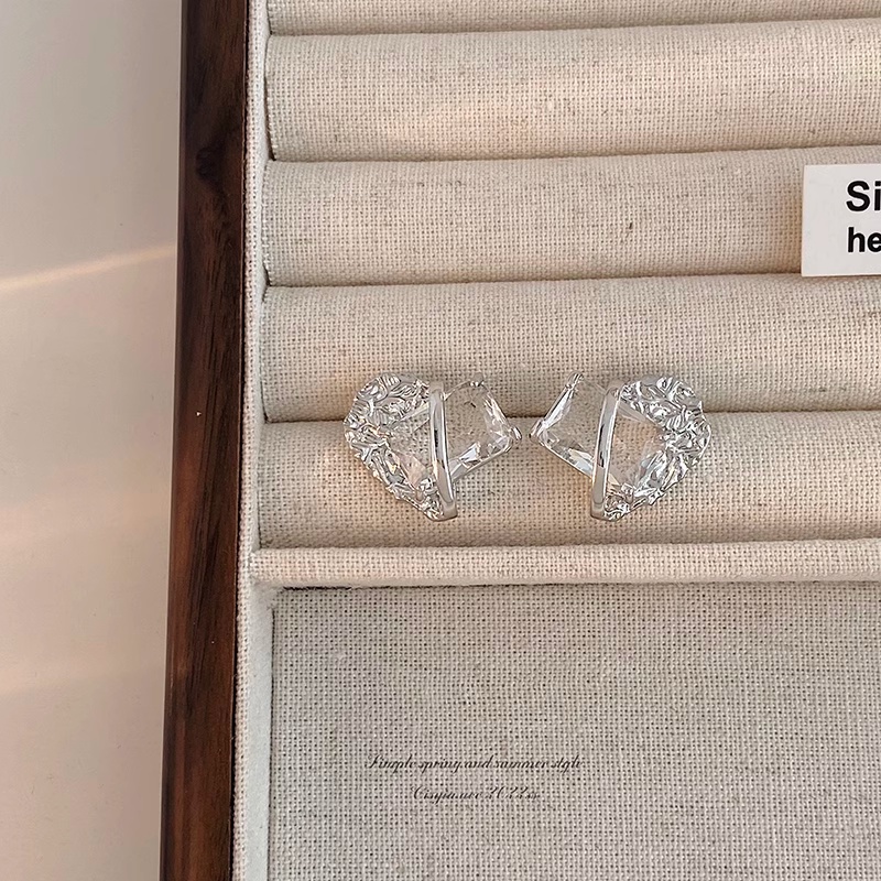 Khuyên Tai Đính Đá Zircon Hình Trái Tim Sang Trọng Thời Trang Cao Cấp 2023 Phong Cách Mới Dành Cho Bạn Nữ