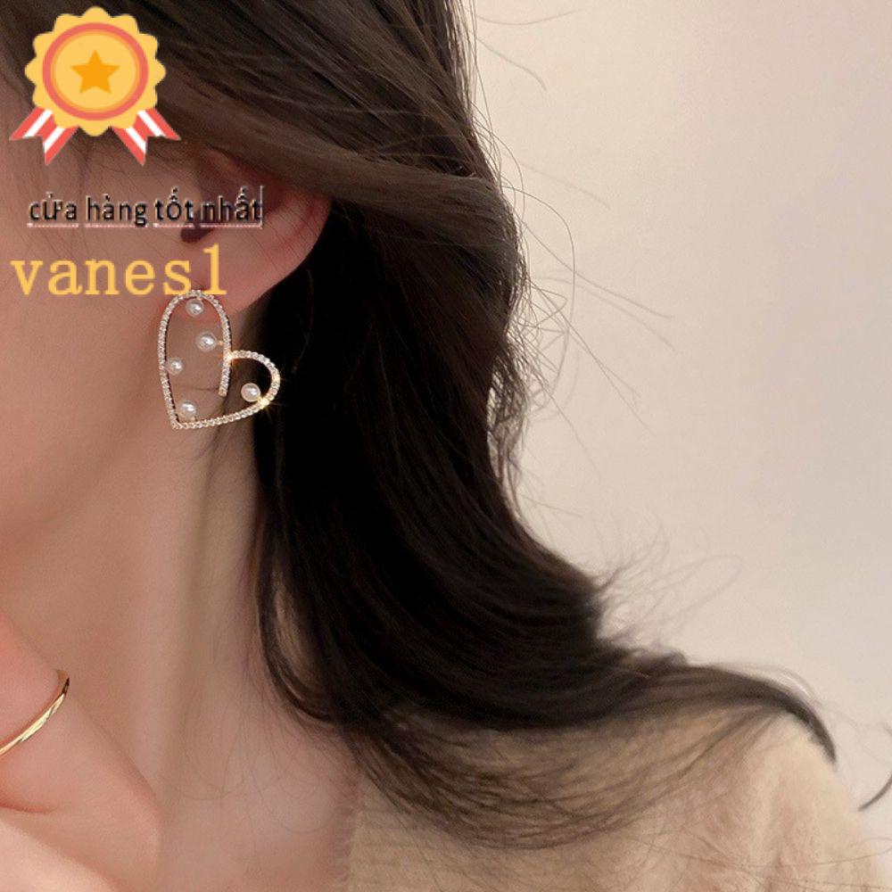 Bông Tai Hình Trái Tim Đính Đá Sang Trọng VANES1