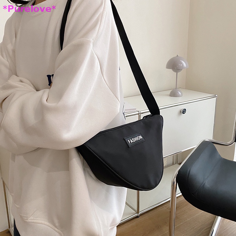 Túi Xách Đeo Vai Hình Tam Giác Phong Cách Thời Trang Nhật Hàn Dành Cho Nữ Mới