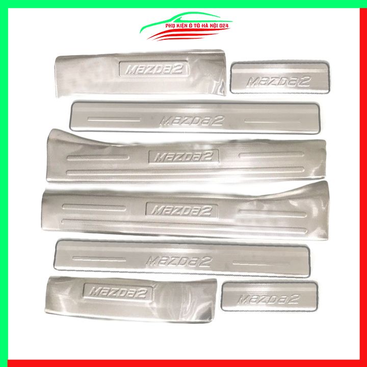 Bộ nẹp bước chân inox ô tô Mazda 2 2015-2023chống trầy làm đẹp ô tô