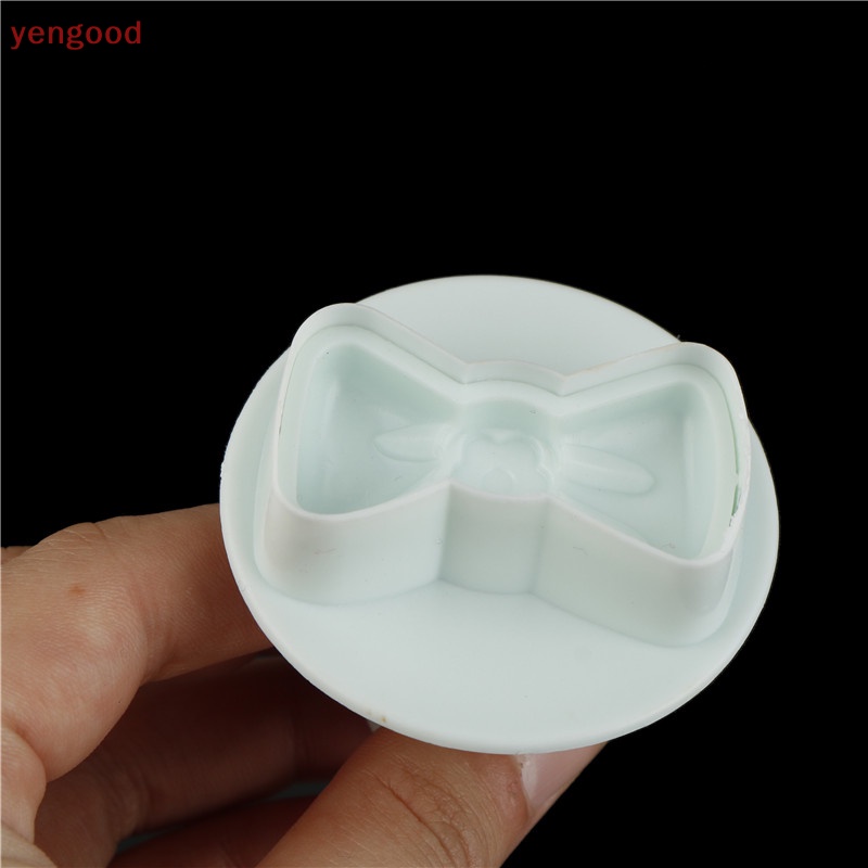 Bộ 3 Khuôn Nhựa Cắt Bánh Quy Hình Nơ Xinh Xắn