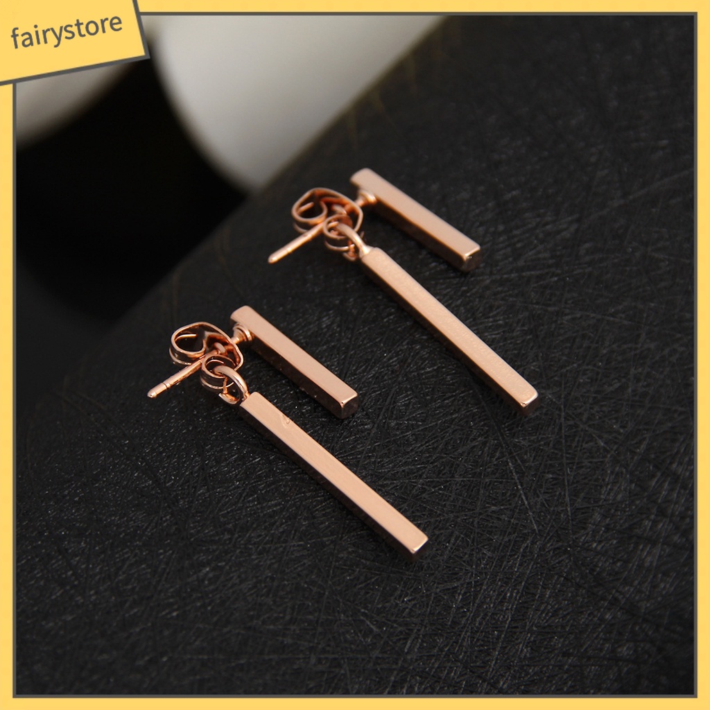 1 Đôi Bông Tai Hình Chữ T Chống Phai Màu Thiết Kế Đơn Giản