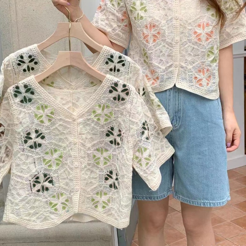 Áo Tank Top Dệt Kim Tay Ngắn Thêu Hoa Xinh Xắn Cho Nữ