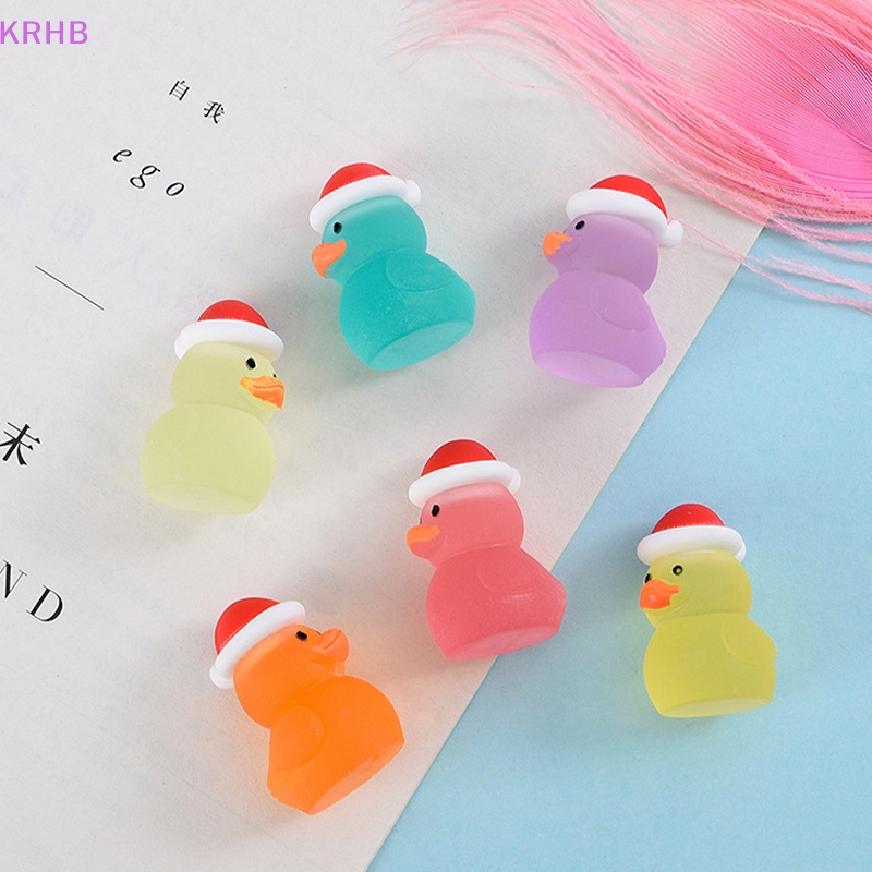 Set 2 Vịt Dạ Quang Dễ Thương Dùng Trang Trí Giáng Sinh Mới