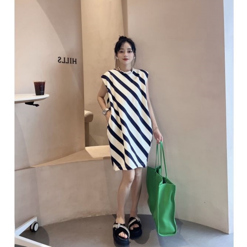 Đầm Dáng Rộng Không Tay Xếp Ly Mẫu Mới 2023 Thời Trang Mùa Hè Cho Nữ