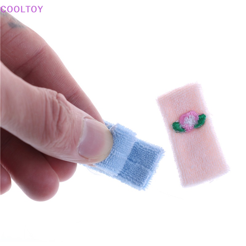 Cooltoy Bộ 2 Khăn Tắm Trang Trí Nhà Búp Bê Màu Hồng Và Xanh Dương