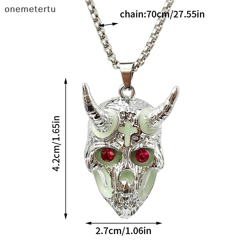 Vòng cổ Mặt Hình Đầu Lâu Phát Sáng Phong Cách Cổ Điển Cho Nam