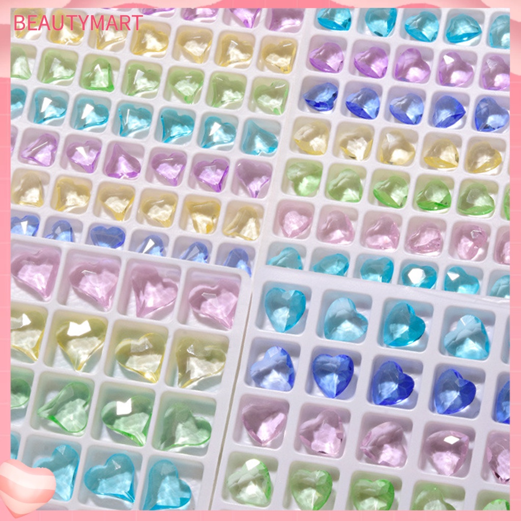 Set 10 Phụ Kiện Trang Trí Móng Tay 3D Trong Suốt Đính Đá Trái Tim Xinh Xắn