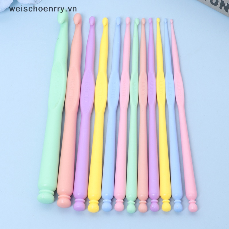 Set 12 Móc Đan Len Bằng Nhựa Nhiều Màu Kích Thước 2-10mm