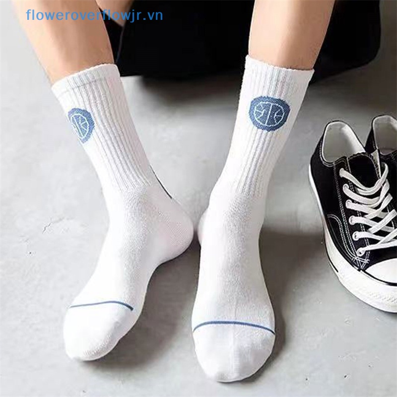 Đôi Vớ Thể Thao Thoáng Khí Chống Ẩm Tiện Dụng