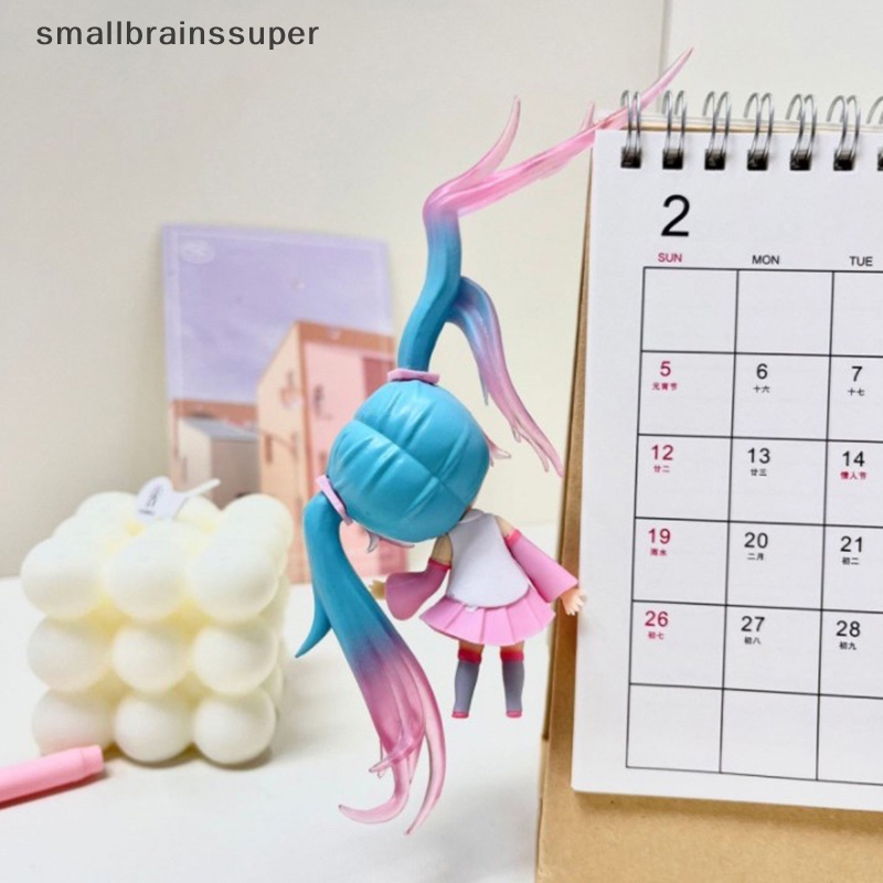 Đồ trang trí Ca Sĩ Ảo Hai Chiều Bằng PVC 11cm Để Bàn Trang Trí