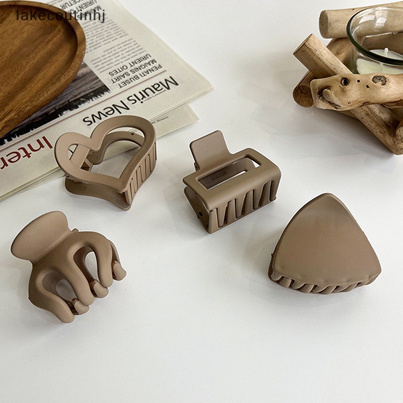 Kẹp Càng Cua Màu Sắc Ngọt Ngào Cho Nữ