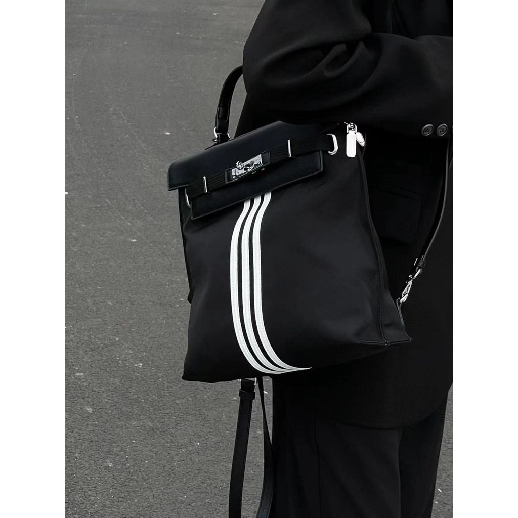 Ba Lô Canvas Họa Tiết Sọc Thời Trang Dành Cho Nữ