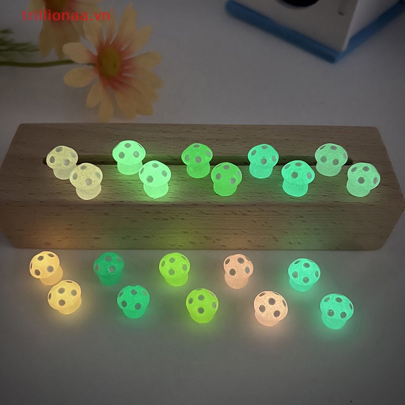 Bộ 10 Cây Nấm Mini Phát Sáng Dùng Để Trang Trí Nhà Búp Bê