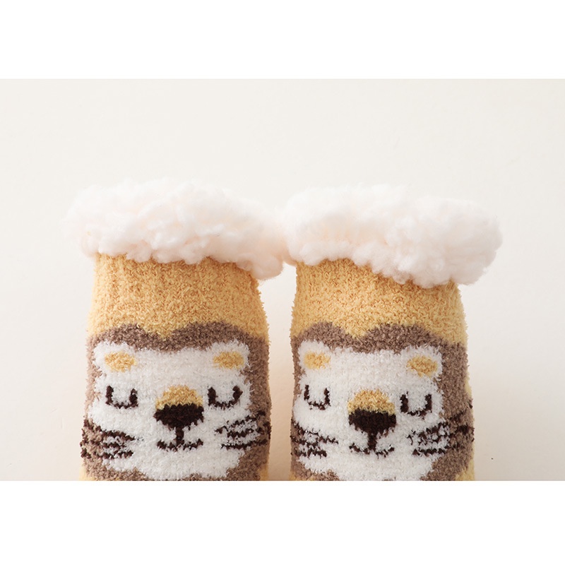 Vớ Giữ Ấm Mùa Đông Bằng Silicon Lót Lông Cừu San Hô Họa Tiết Hoạt Hình Màu Đỏ Cho Bé Sơ Sinh 0-4 Tuổi