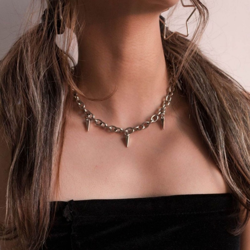 Vòng Cổ Choker Ngắn Đính Đinh Tán Phong Cách Hip Hop Gothic Cho Nam Và Nữ