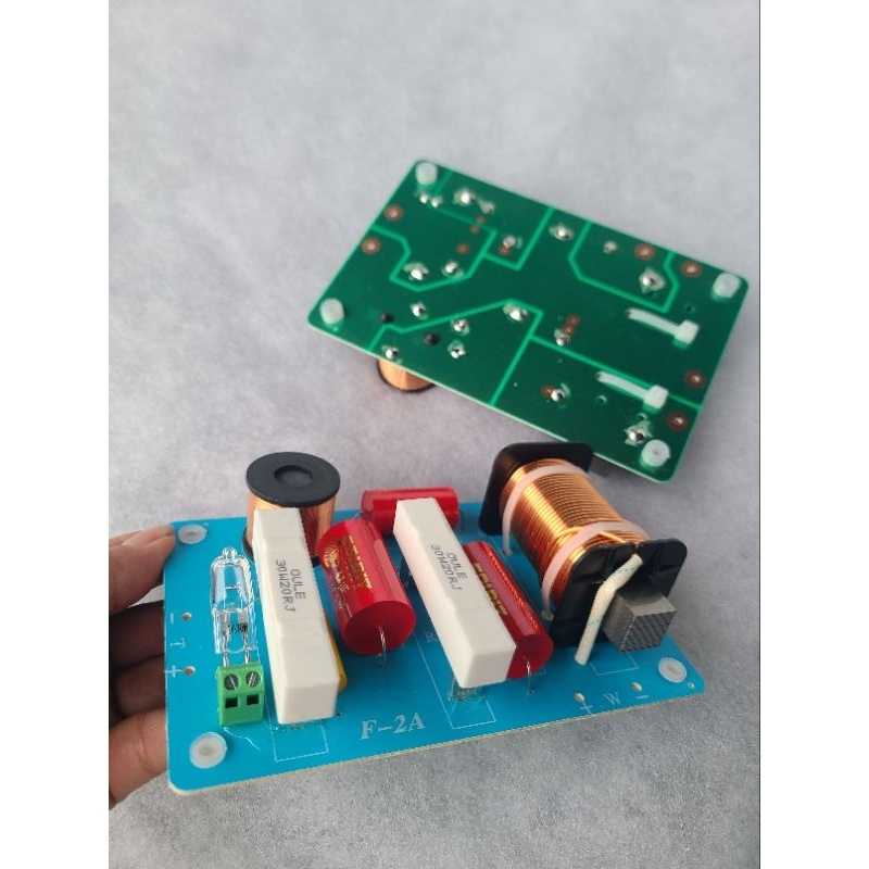 Mạch phân tần f2a công suất lớn dùng cho bass 20,25,30,40,coil 76,giá trên là 1 mạch