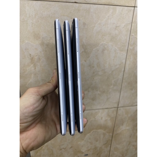 Điện thoại Sony Xperia XZ3  màn hình cong siêu đẹp