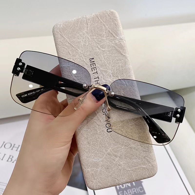 Kính Mát Gọng Vuông Chống Tia UV Mới Cho Nữ