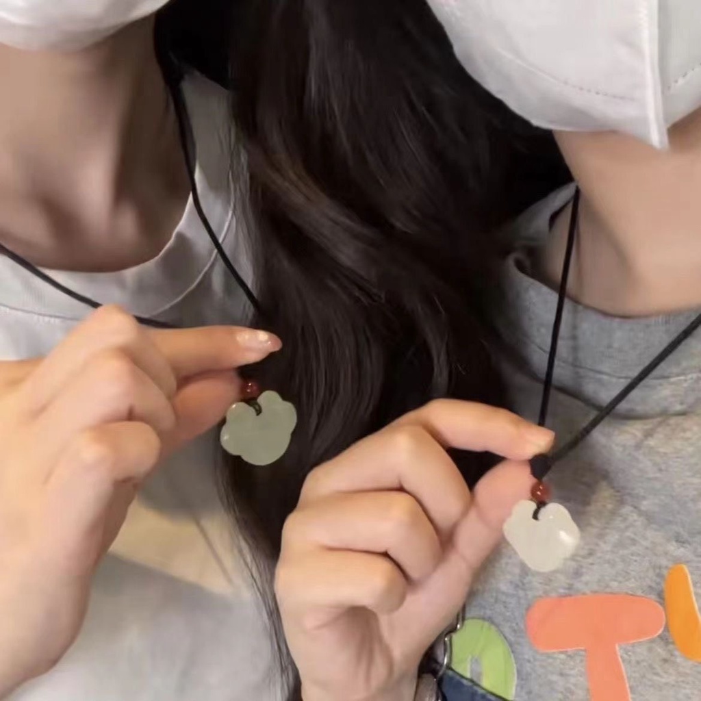 Dây Chuyền Mặt Khóa An Toàn Phong Cách Mới 2023