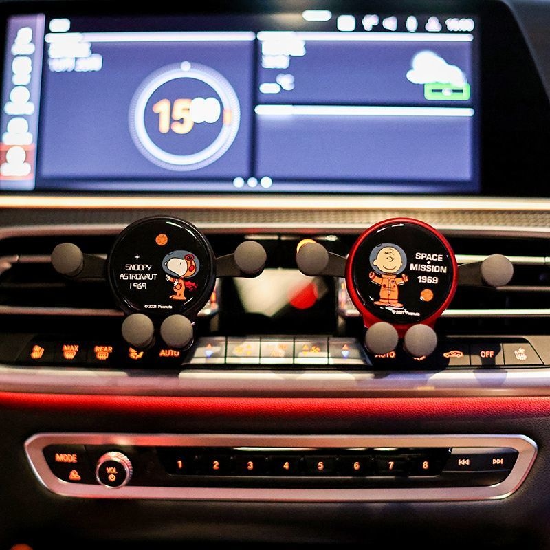 NASA Giá Đỡ Điện Thoại Hình Hoạt Hình Snoopy Đáng Yêu Cho Xe Hơi