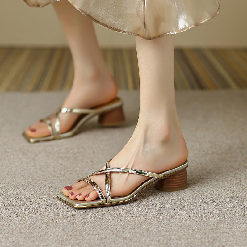 Duoya Tóc Thẳng ~ [Hàng Có Sẵn] Sandal Hở Ngón Quai Chéo Da Mềm Dày Mùa Hè Cho Nữ Miễn Phí Vận Chuyển