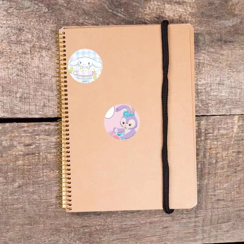 Cuộn 500 Miếng Dán Hình Sanrio Hoạt Hình Trang Trí Cho Trẻ Em
