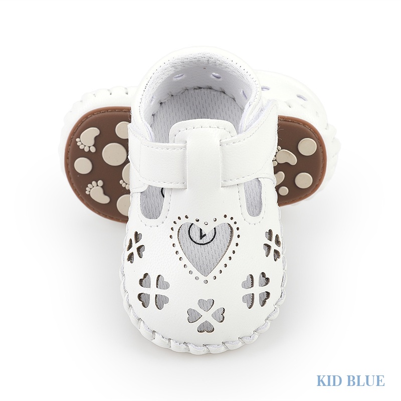 Giày Sandal Đế Mềm Chống Trượt Thoáng Khí Thoải Mái In Họa Tiết Trái Tim Dễ Thương Thời Trang Xuân Hè Cho Bé