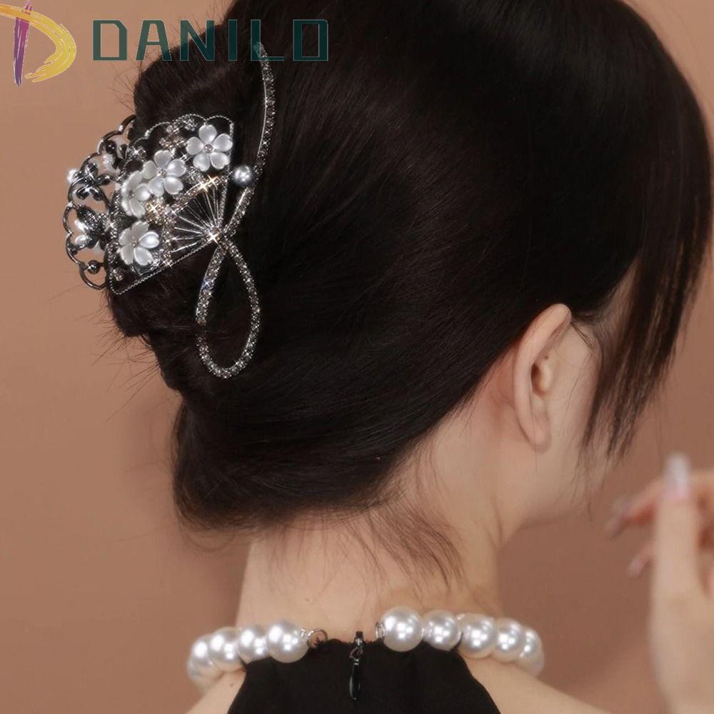 Danilo Kẹp Tóc Càng Cua Lớn Hình Quạt Phong Cách Vintage Thanh LịchKẹp Tóc Hình Cá Mập Phong Cách Hàn Quốc