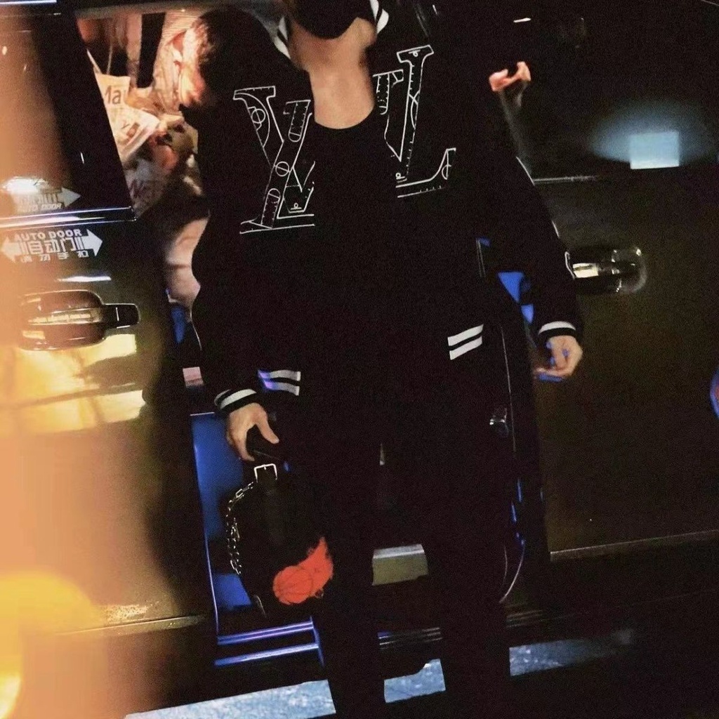 Áo Khoác Bóng Chày In logo louis vuitton Cá Tính Cho Nam Và Nữ