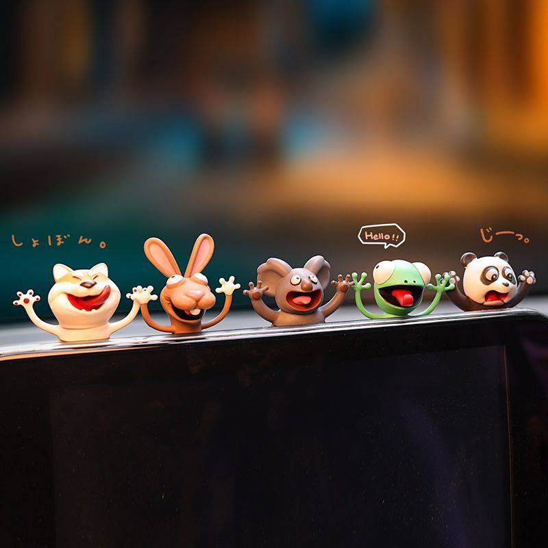 Lucky Cat Car Sticker Tesla Model3yxs Screen Decoration Car Hanging Panel Doll Car Lying Small Decoration P5KU