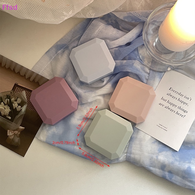 {Ffsd} Hộp Đựng Kính Áp Tròng Di Động Màu Kẹo Trơn Kèm Gậy Hút Chân Không Dùng Khi Đi Du Lịch * Bán Chạy