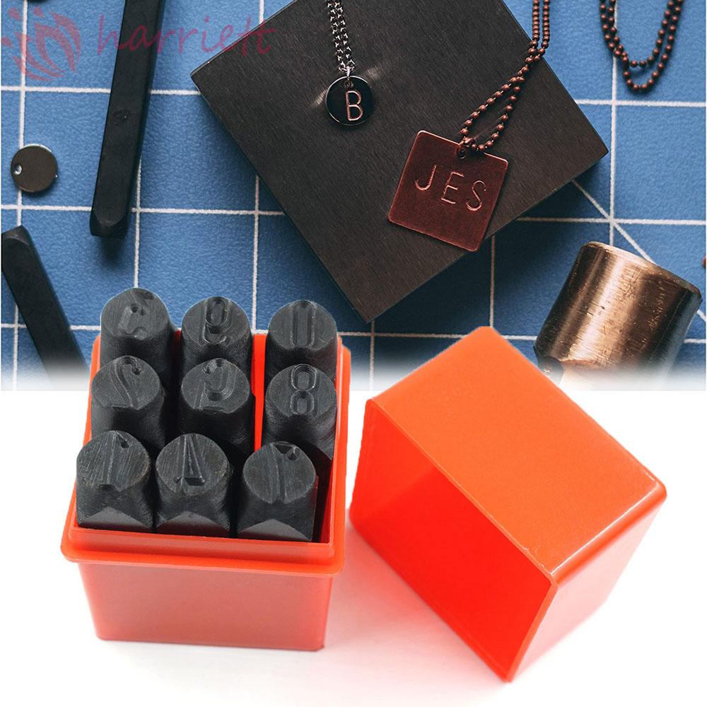 Con Dấu Bằng Thép Carbon Phối Da Hình Chữ Cái Và Số Độc Đáo