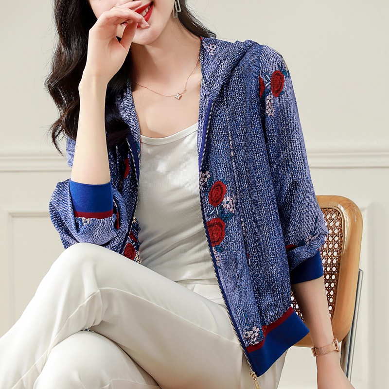 Áo Khoác Lụa Cardigan Có Mũ Trùm Tay Dài Dáng Rộng Ngắn Thời Trang Xuân Hè Cho Phụ Nữ Trung Niên