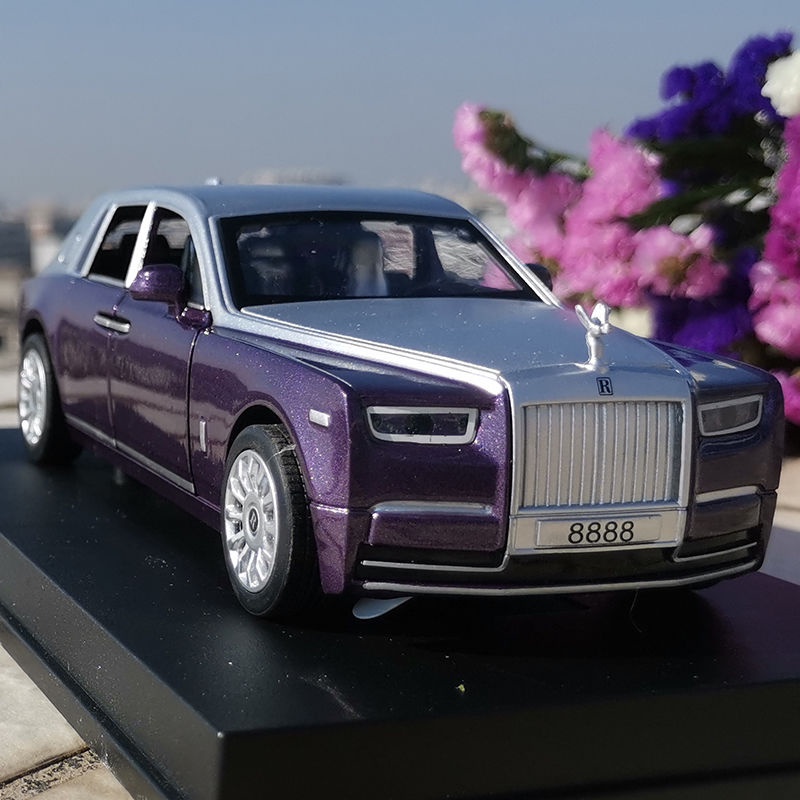 Mô Hình Xe Hơi Phantom Roll-Royce Phantom Bằng Hợp Kim Có Đèn Và Nhạc Độc Đáo Cho Bé Trai