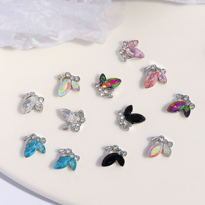 Sa Set 10 Phụ Kiện Trang Trí Móng Tay 3D Hình Bướm Xinh Xắn