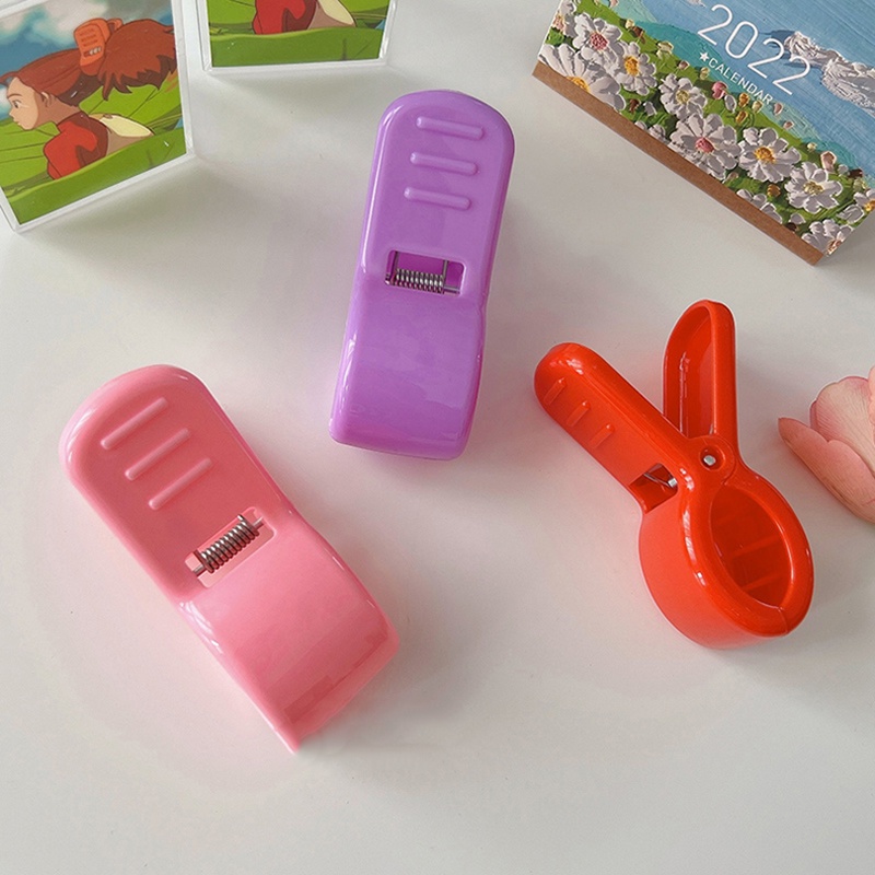 Kẹp Tóc Nhựa Họa Tiết Hoạt Hình Dễ Thương Cho Nữ LEVAO