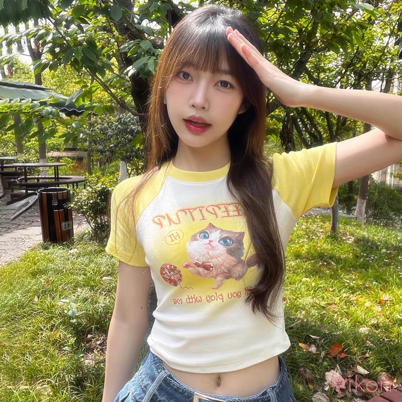 Áo Thun Croptop Tay Ngắn In Hình Mèo Và Chữ