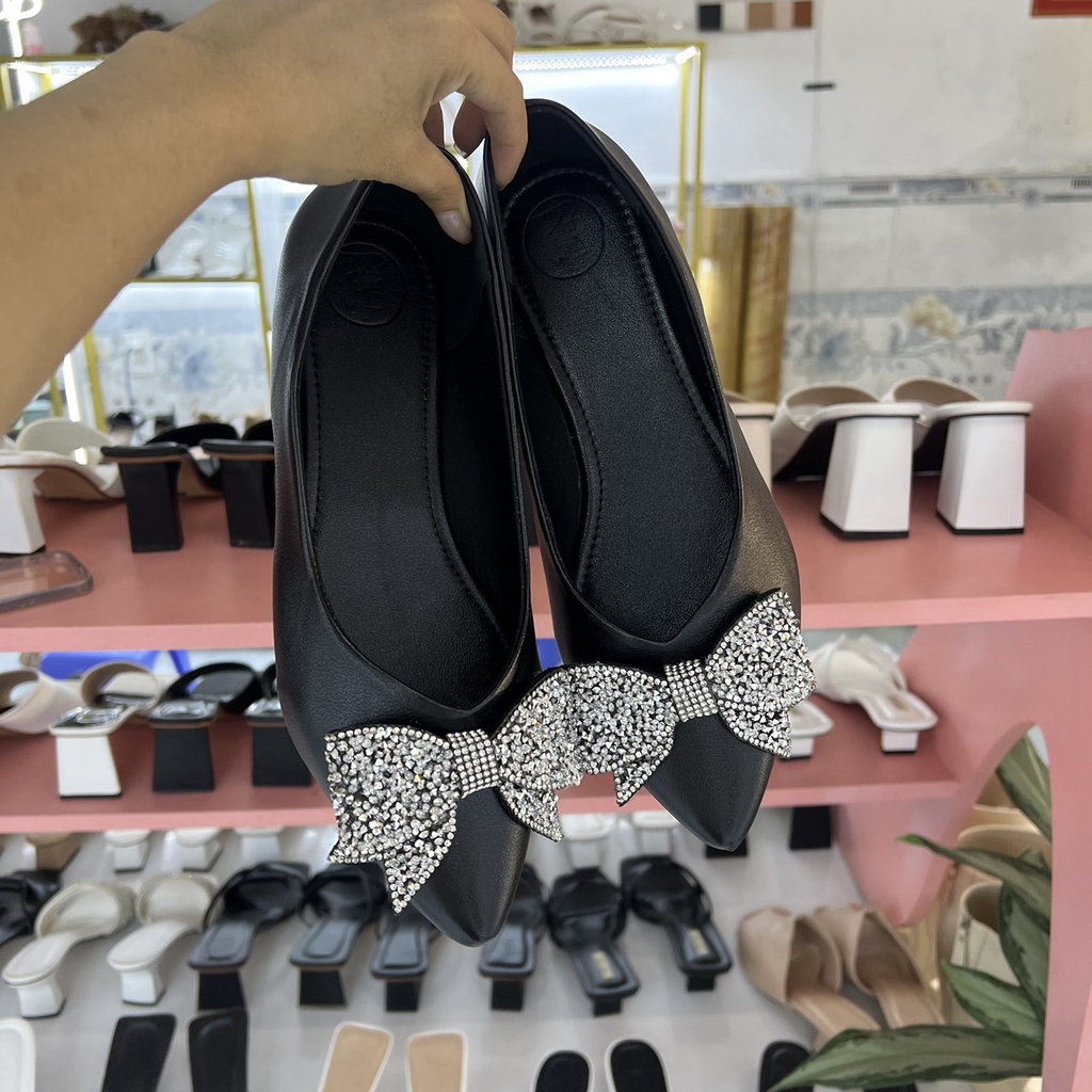 Giày búp bê đen khóa đá xoàn bệt size 40-44