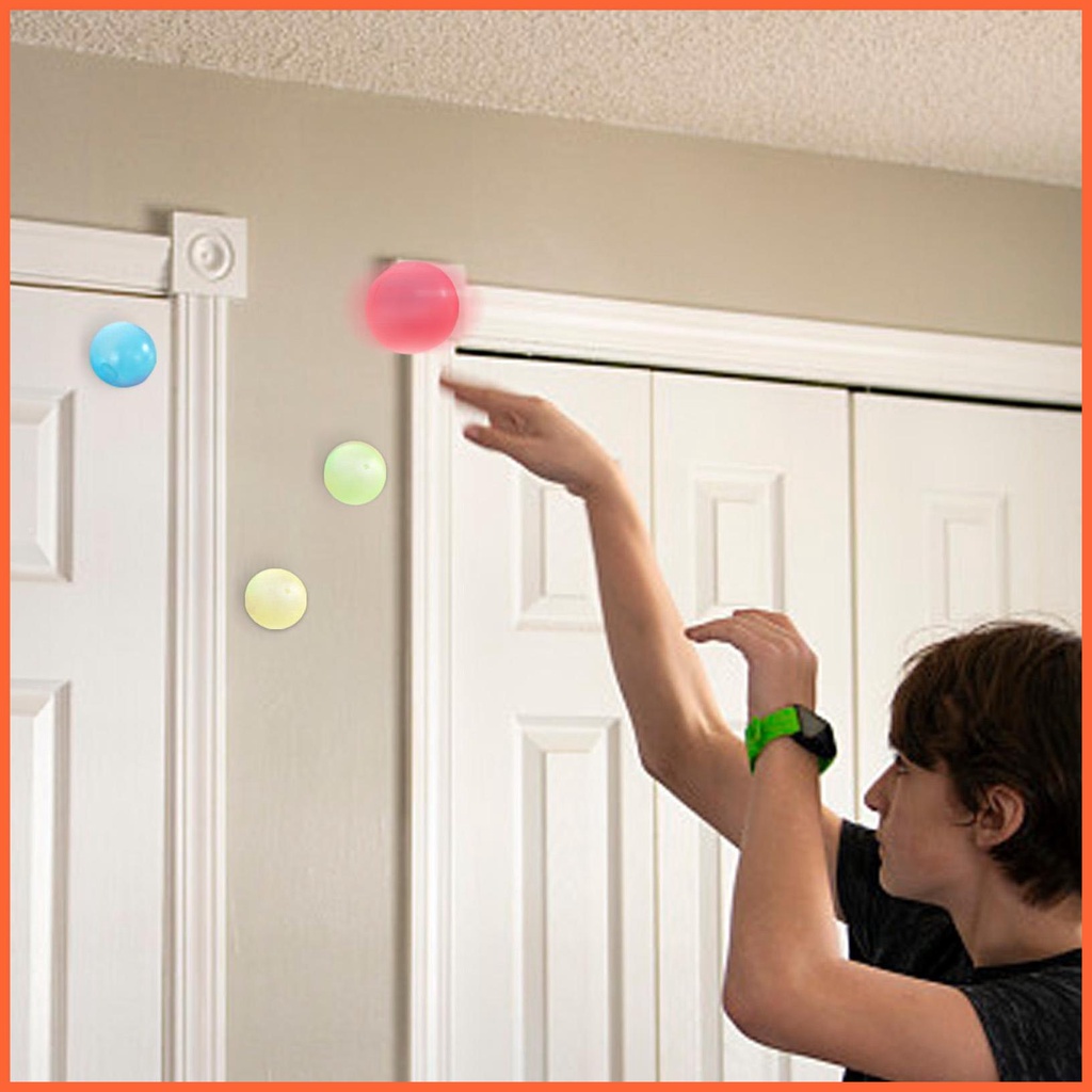 Đồ Chơi Banh Dính Mềm Phát Sáng Trong Bóng Tối Di Động Gắn Trần Nhà Cho Trẻ Em chunvn